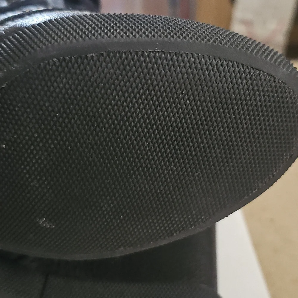 Authentic Chloé black quilted leather wedge sneakers• Size 39 (approx US 8.5–9) - Picture 10 of 14